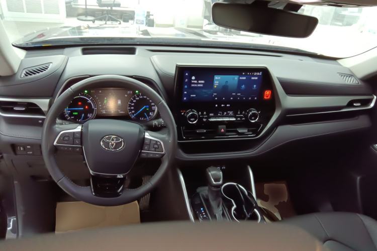 Used Toyota Highlander 2023 2.5L Smart Electric Hybrid Dual-Engine Four-Wheel Drive Prestige Version – 7 Seats
