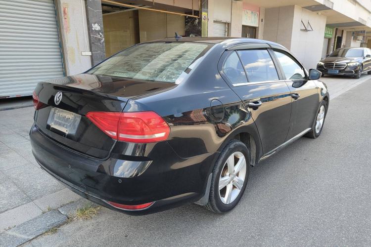 Used Volkswagen Lavida 2017 1.6L Automatic Fashion Edition
