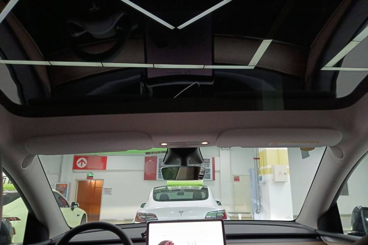 Used Tesla Model Y 2021 Long-Range All-Wheel-Drive Version 3D7
