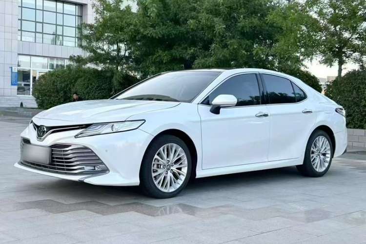 Used Toyota Camry 2018 2.5G Luxury Edition
