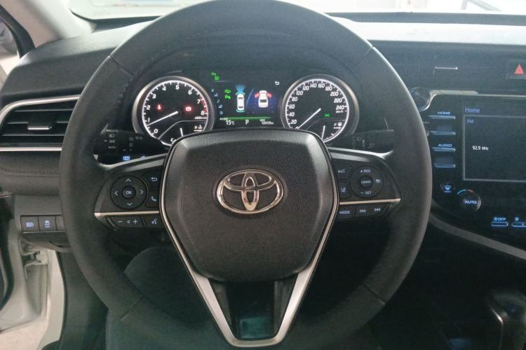 Used Toyota Camry 2018 2.5G Luxury Edition
