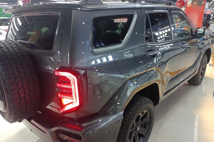 Used Tank 400 New Energy 