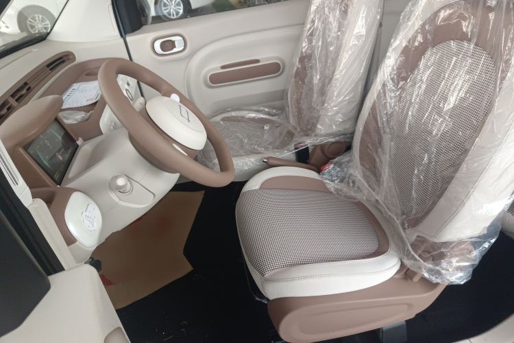 Used Bestune Pony 2026 222km Colorful Horse