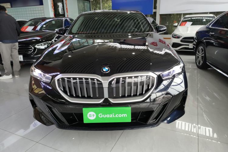 Used BMW 5 Series 2025 530Li Luxury Edition M Sport Package