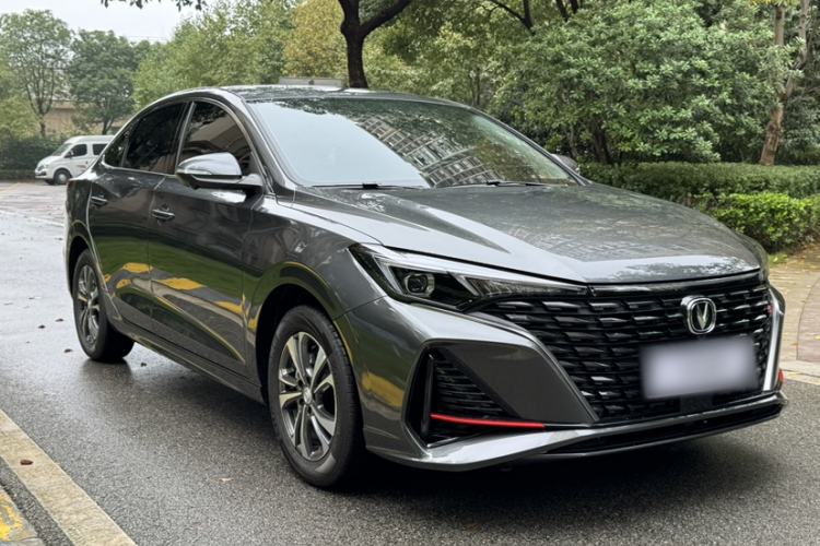 Used Changan Eado 2024 PLUS Blue Whale NE 1.4T GDI DCT High-Energy Edition
