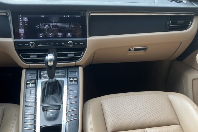 Used Porsche Macan 2021 Macan 2.0T