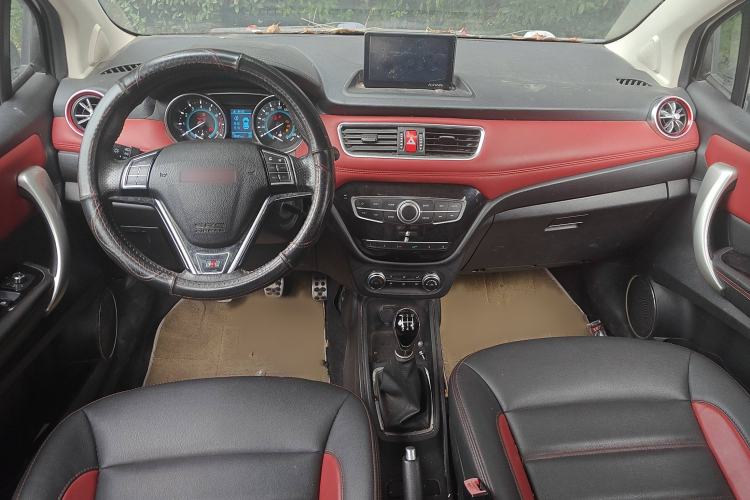 Used Haval H1 2015 1.5L Manual Luxury Model
