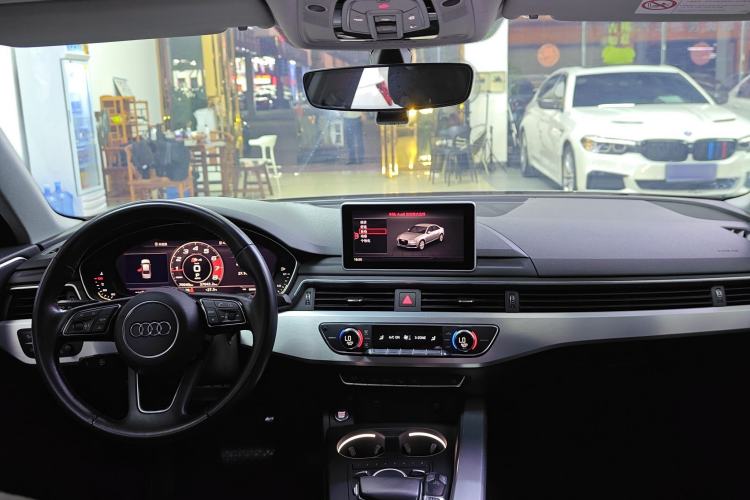 Used Audi A4L 2019 40 TFSI Fashion Edition China VI Emission Standard
