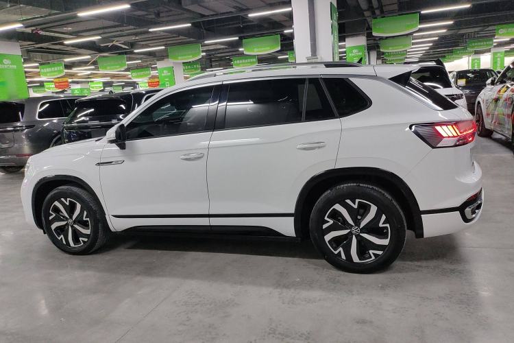 Used Volkswagen Tayron GTE Plug-in Hybrid 2023 280TSI Luxury Plus Advanced Edition
