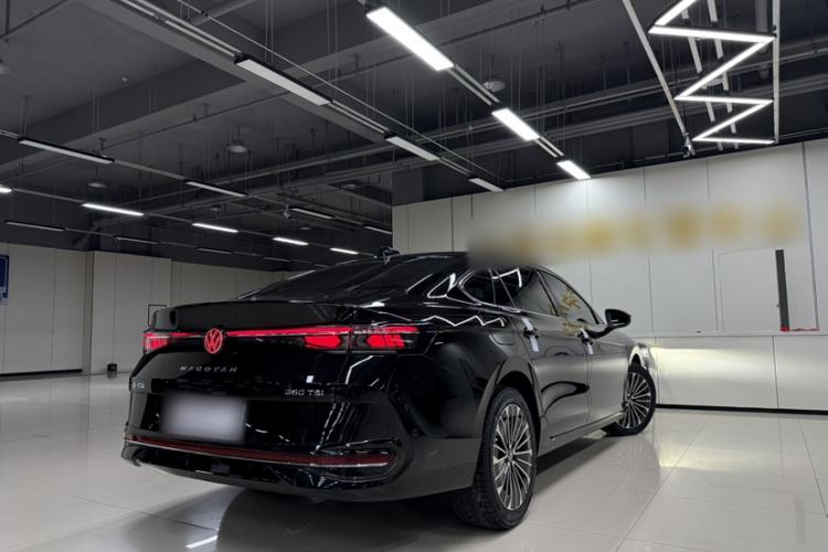 Used Volkswagen Magotan 2024 380TSI DSG Prestige Edition DaMai Package
