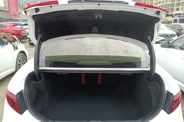 Used Alfa Romeo Giulia 2017 2.0T 280HP Luxury Edition
