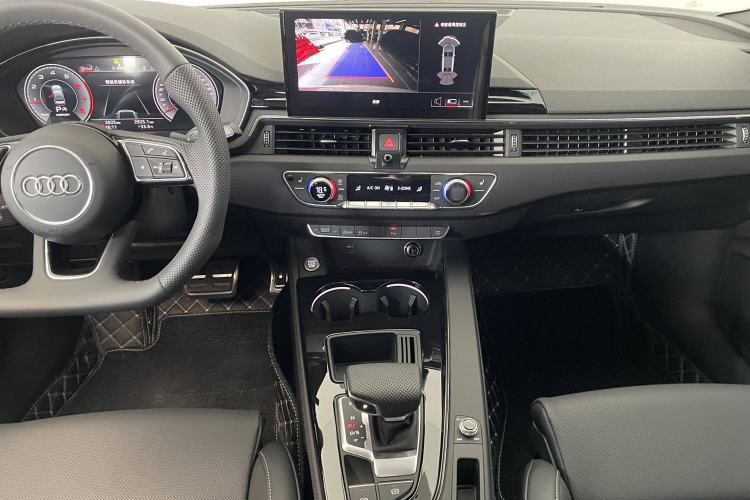 Used Audi A4L 2024 40 TFSI Luxury Dynamic Edition
