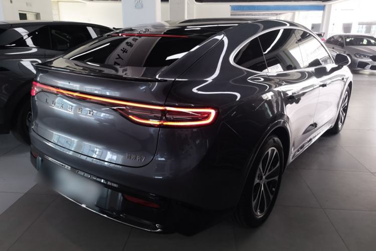 Used Hima Luxeed R7 2024 All-Electric 802 km Max
