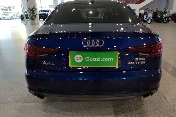 Used Audi A4L 2018 30th Anniversary Edition 40 TFSI Fashion Model
