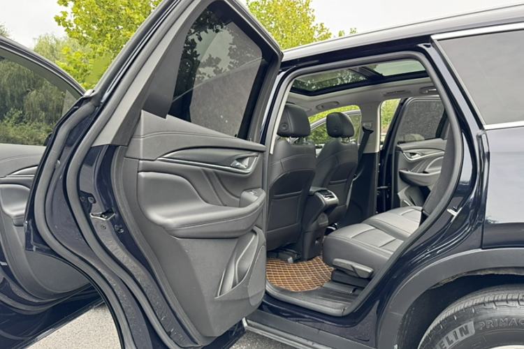 Used Buick Enclave 2020 28T Two-Wheel Drive Luxury Version
