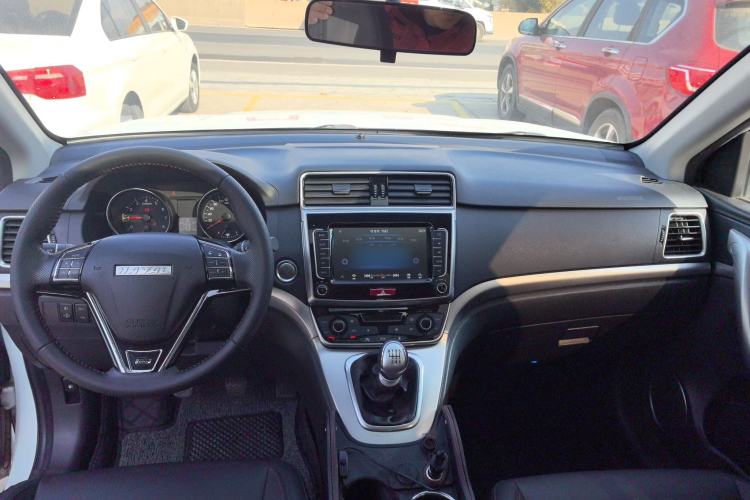 Used Haval M6 2019 1.5T Manual Two-Wheel Drive Elite Version China V Standard
