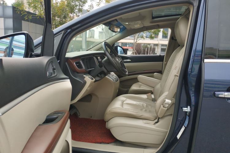 Used Buick GL8 2014 3.0L GT Luxury Business Haoya Edition
