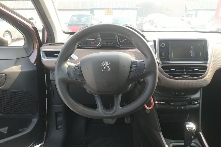 Used Peugeot 2008 2014 1.6L Automatic Fashion Edition