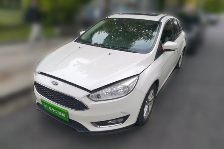 Used Ford Focus 2015 Hatchback EcoBoost 125 Automatic Supreme Style Edition
