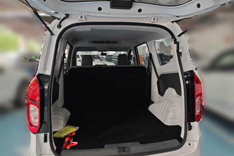 Used Wuling Hongguang New Energy 2024 All-Electric Model 300KM Standard Version
