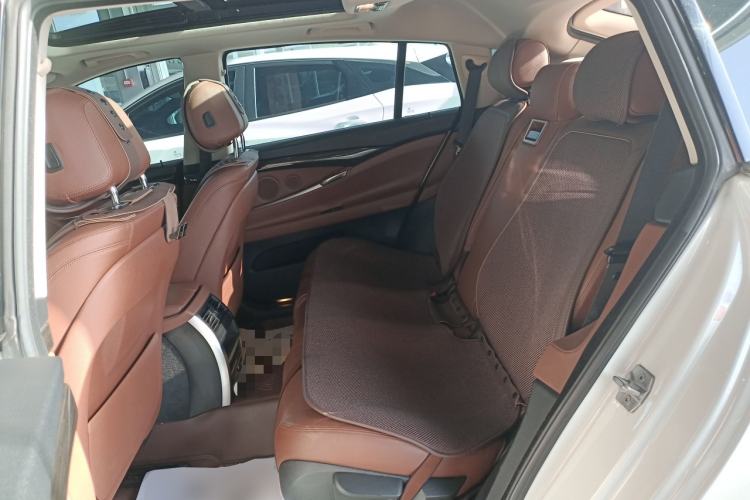 Used BMW 5 Series GT 2017 528i Leading Model
