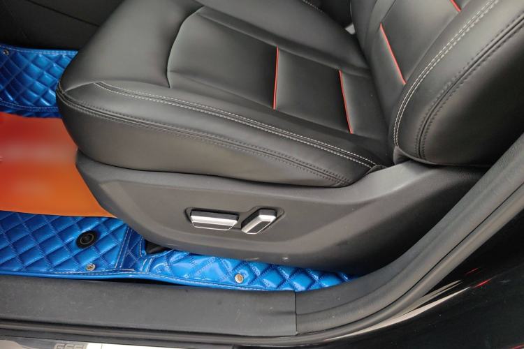 Used Geely Auto Emgrand X7 Sport 2020 1.8TD DCT Two-Wheel Drive Smart Connect 4G-Enabled Version