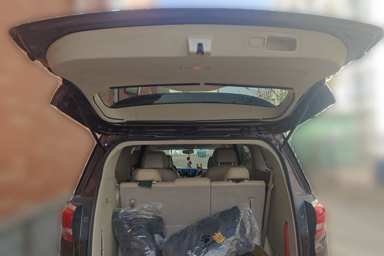 Used Buick GL8 2017 ES 28T Comfort Model China V Standard
