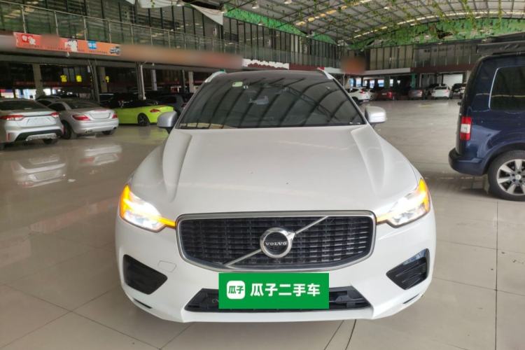 Used Volvo XC60 2019 T5 4x4 Smart & Dynamic Sport Edition China VI Standard
