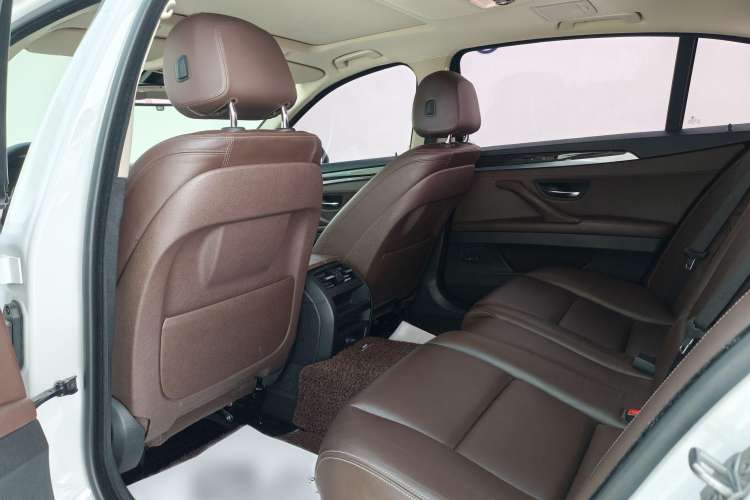 Used BMW 5 Series 2014 525Li Luxury Design Package
