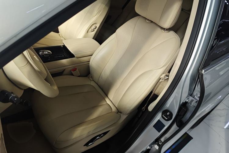 Used Hima AITO M7 2024 1.5T Rear-Drive Plus Version 5 Seats