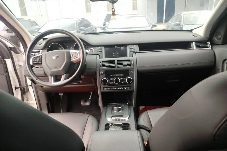 Used Land Rover Discovery Sport 2019 240 PS PURE Edition China VI Standard
