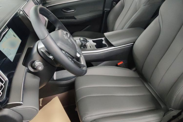 Used BYD Song Pro New Energy 2025 2nd Generation Intelligent Driving Version DM-i 75KM Overachiever Trim
