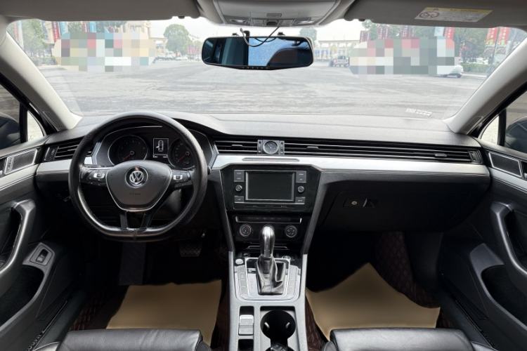 Used Volkswagen Magotan 2019 330TSI DSG Leading Model China VI Standard
