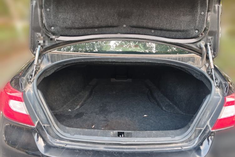 Used Infiniti Q70 2013 Q70L 2.5L Elegance Edition