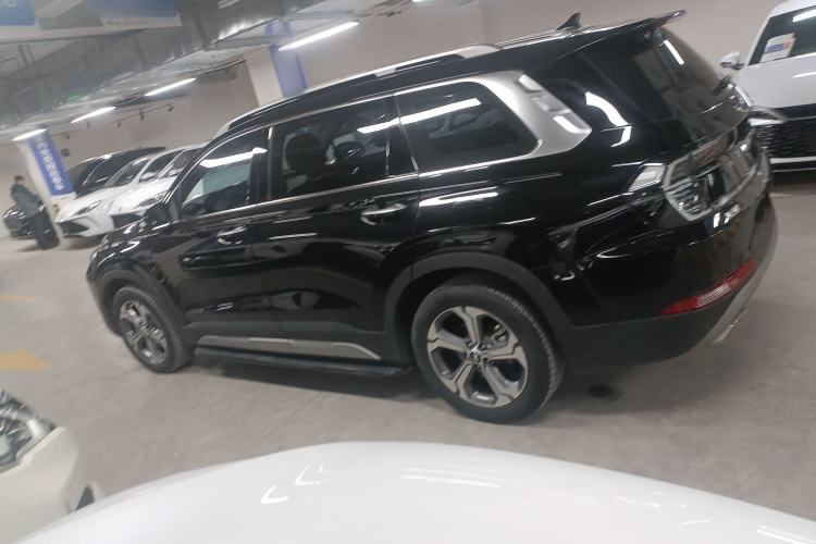 Used Hyundai Santa Fe 2023 Traveler 380T GDi Automatic Two-Wheel Drive LUX Prestige Edition