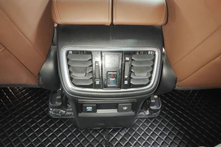 Used Honda UR-V 2020 370TURBO Two-Wheel Drive Luxury Edition
