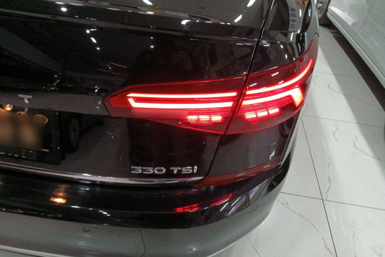 Used Volkswagen Passat 2020 330TSI Luxury Edition China VI
