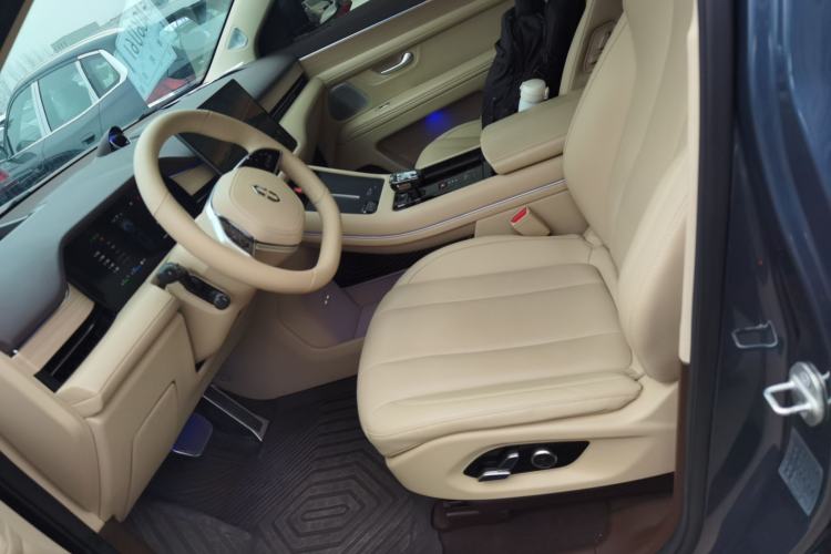 Used Hima AITO M7 2024 1.5T Intelligent Drive 4WD Ultra Version 5 Seats