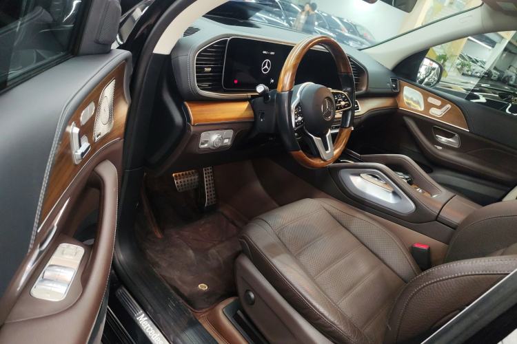 Used Mercedes-Benz GLS 2022 Second Facelift GLS 450 4MATIC Luxury Edition
