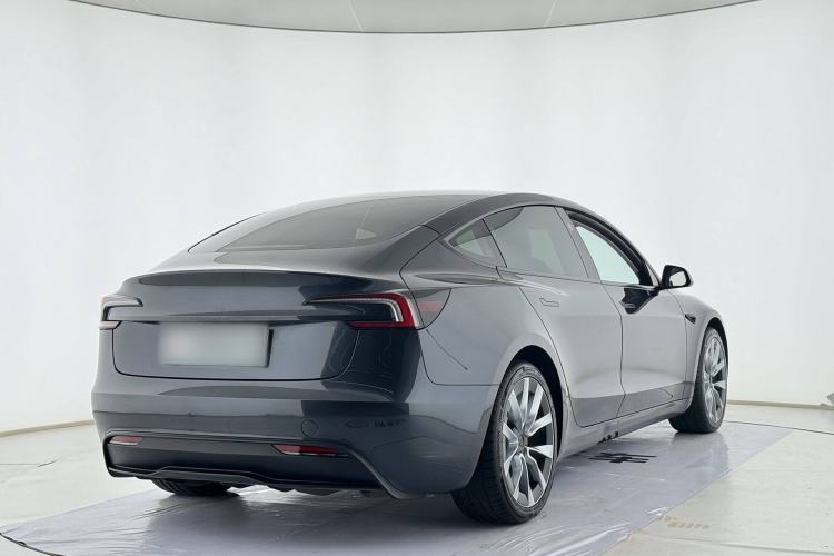 Used Tesla Model 3 2023 Long-Range All-Wheel-Drive Version
