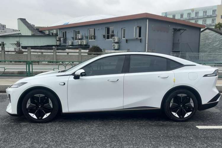 Used  SL03 2022 1.5L 1200 Extended-Range Version
