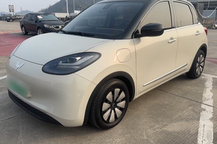 Used Wuling Bingo 2023 333 km Lingxi Connected+ Version