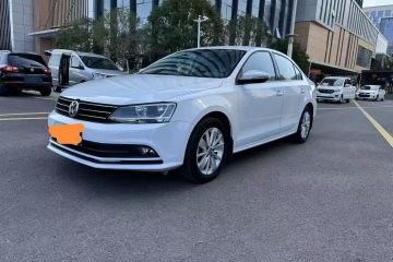 Used Volkswagen Sagitar 2015 1.6L Automatic Fashion Model