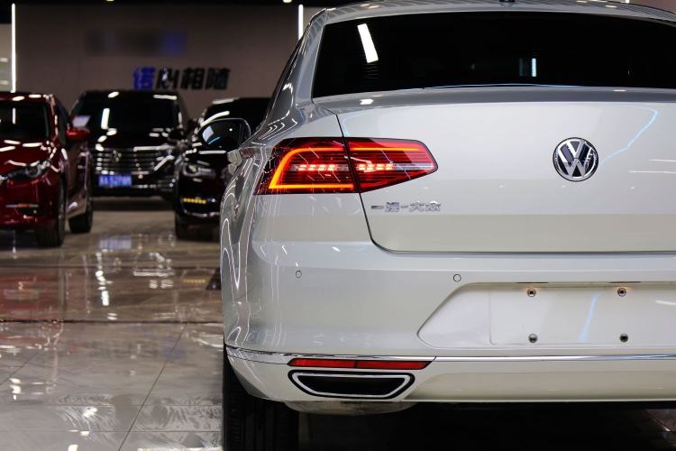 Used Volkswagen Magotan 2018 330TSI DSG Luxury Model