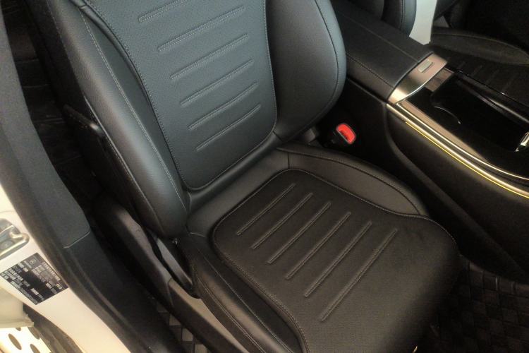 Used Mercedes-Benz GLC 2023 GLC 300 L 4MATIC Dynamic Edition 5-seater