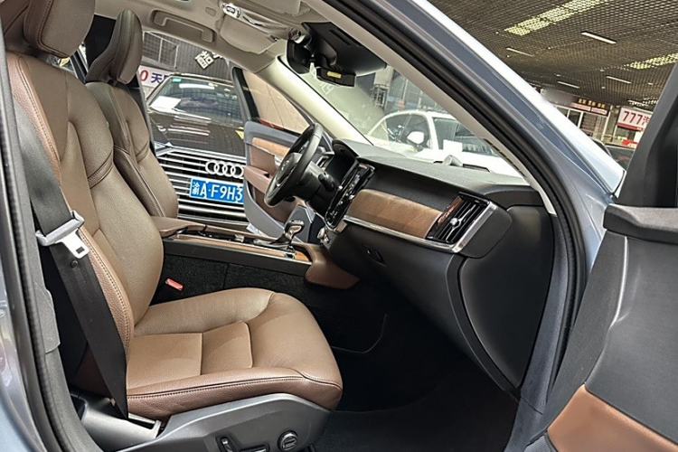 Used Volvo S90 2020 Facelifted T5 Zhiyi Luxury Edition
