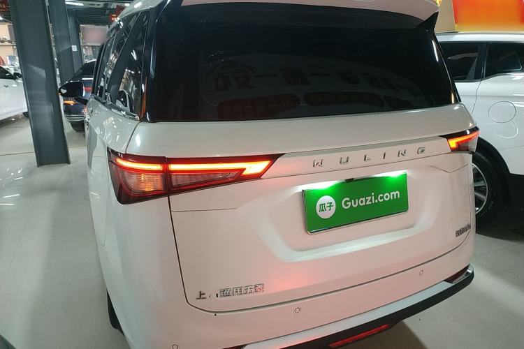 Used Wuling Jiachen 2022 1.5T Manual Light Enjoyment Dynamic Version
