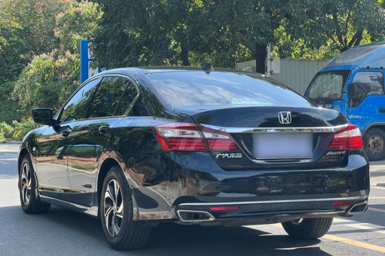 Used Honda Accord 2016 2.0L Comfort Edition
