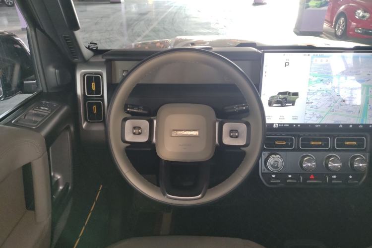 Used  V23 2025 501 Four-Wheel Drive Intelligent Driving Version
