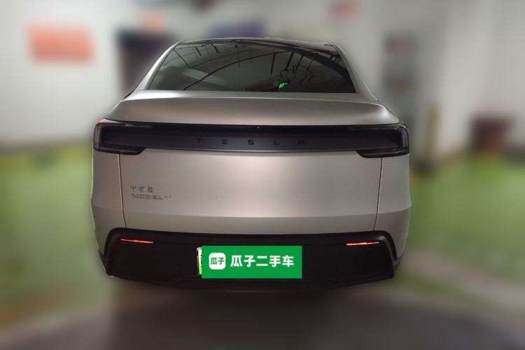 Used Tesla Model Y 2025 Rear-Wheel-Drive Version
